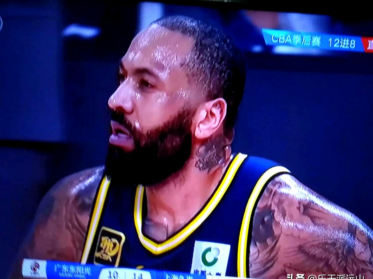 三亿体育体育官方-包含青岛黄海欲翻盘，决心战胜对手取得关键胜利的词条