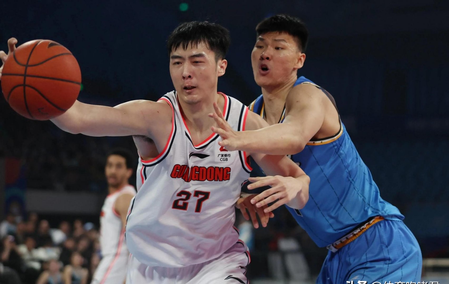 重庆男篮再度败给,广东男篮实力不凡的简单介绍 重庆男篮再度败给,广东男篮实力不凡的简单介绍