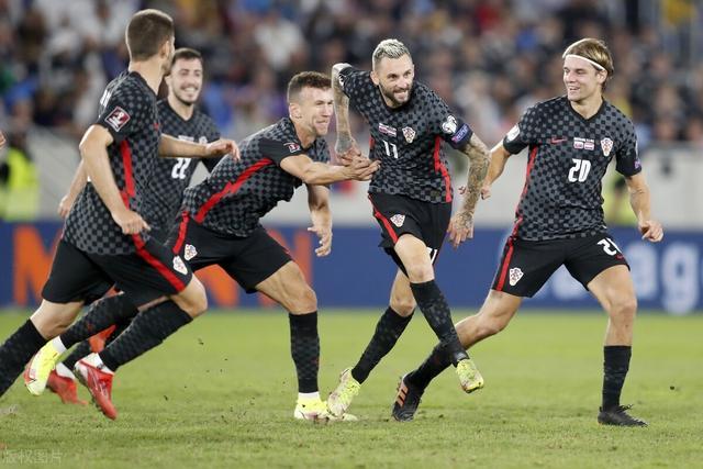 三亿体育体育官方入口-斯洛伐克闷平丹麦无缘淘汰赛小组出局的简单介绍