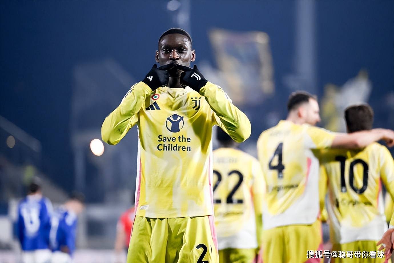 三亿体育体育网站入口-关于尤文图斯后防线失误频频，遭遇抨击的信息