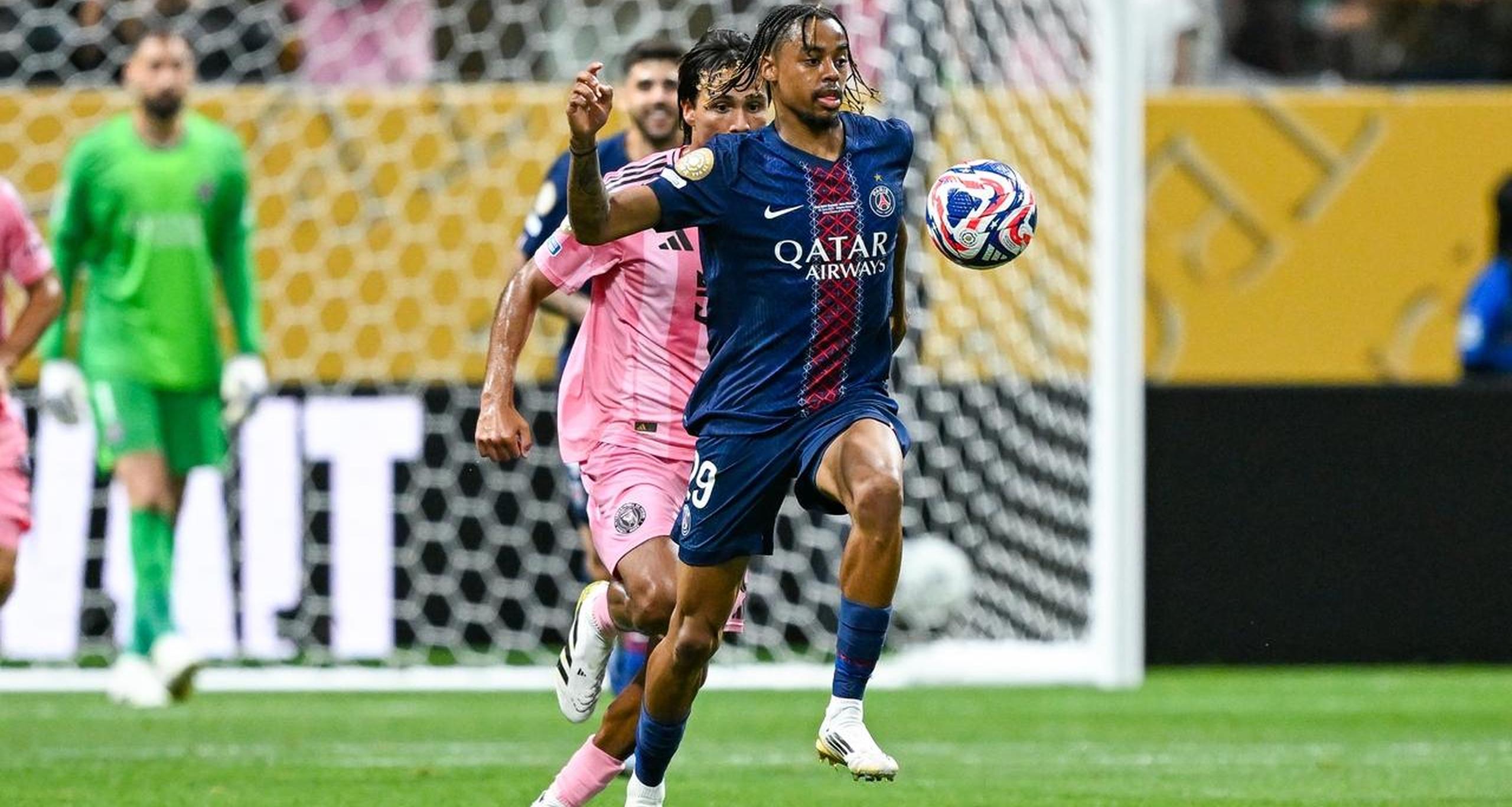 包含拜仁失利，淘汰赛前景黯然的词条