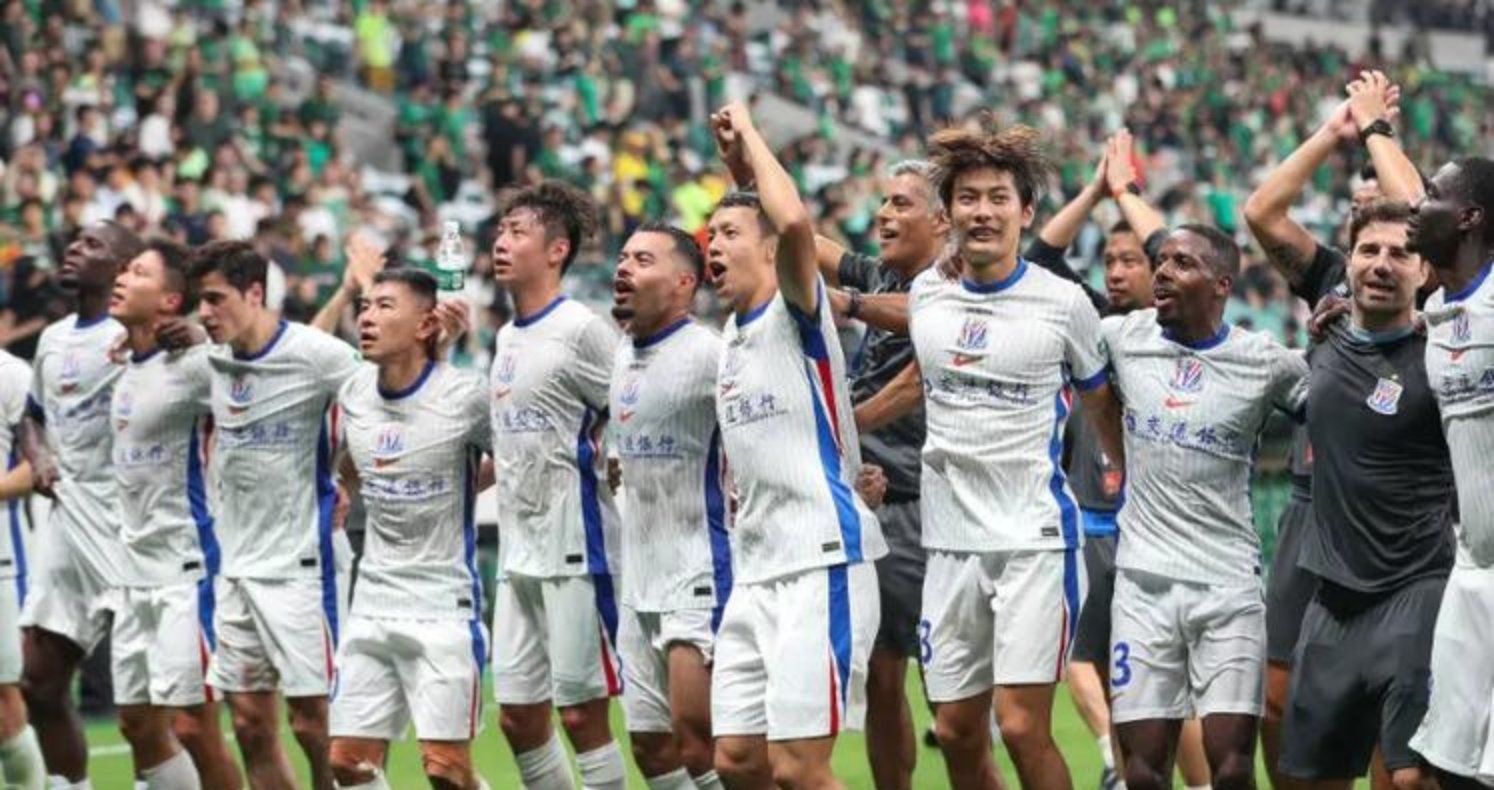 三亿体育体育课程-中超联赛球员燃情争夺，场上局势悬念丛生