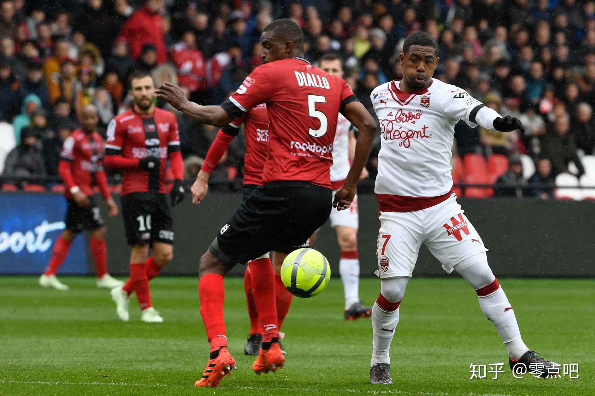 三亿体育体育在线-瓦朗谢纳赢得胜利，球队士气高涨