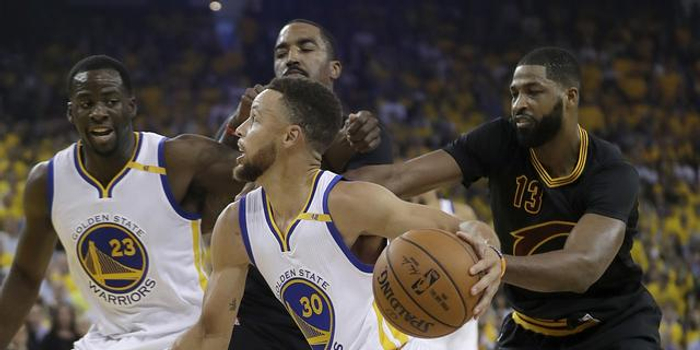 三亿体育体育视频-欧洲篮球联赛圆满落幕，引发球迷热议的简单介绍