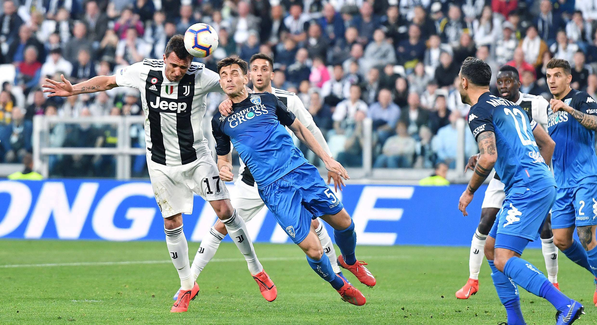 意大利队在预选赛中获得重要胜利,实力备受称赞 意大利队在预选赛中获得重要胜利,实力备受称赞