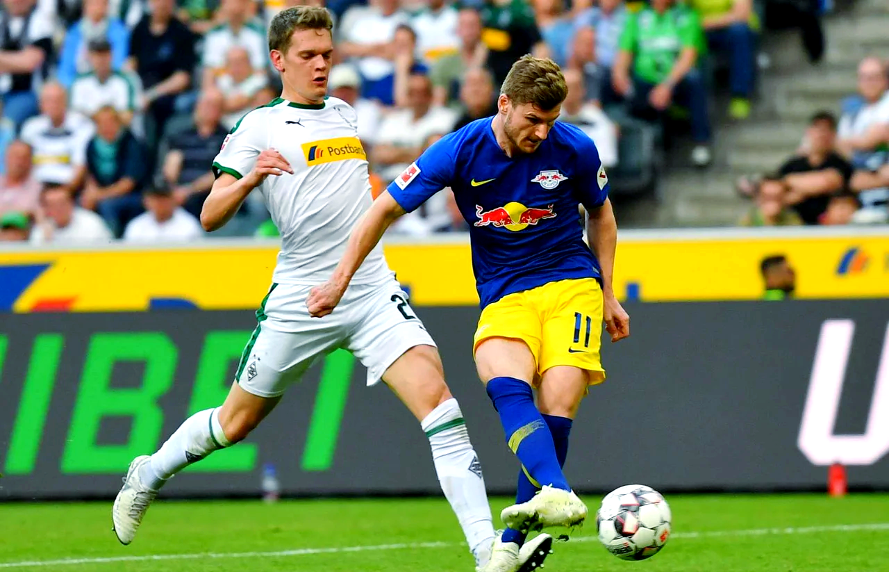 三亿体育体育娱乐-门兴格拉德巴赫队在联赛中保持领先地位