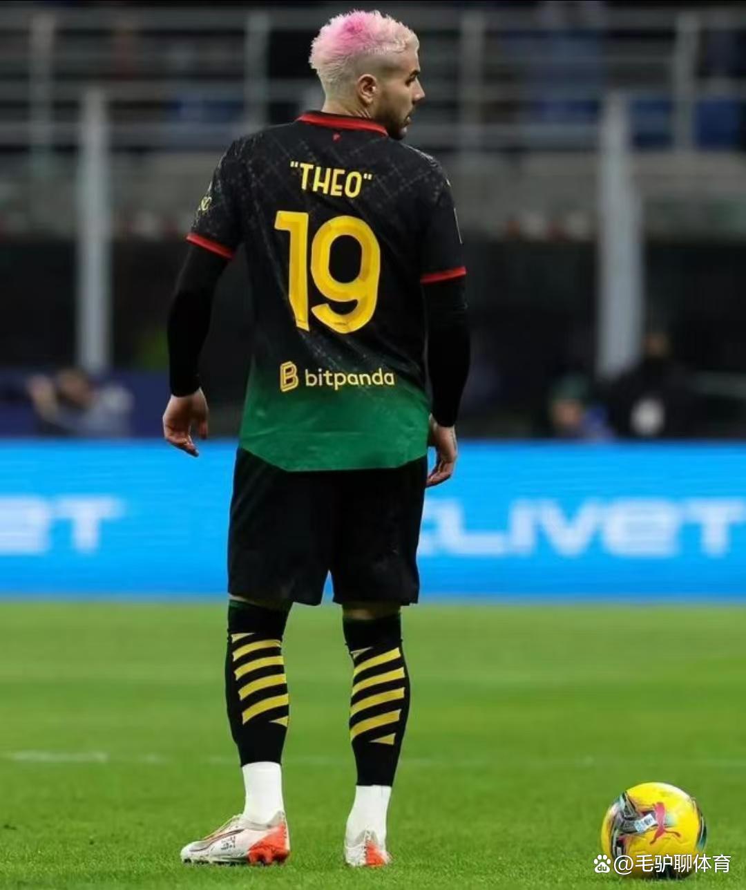 包含尤文图斯滑铁卢，陷入欧冠淘汰悲剧的词条