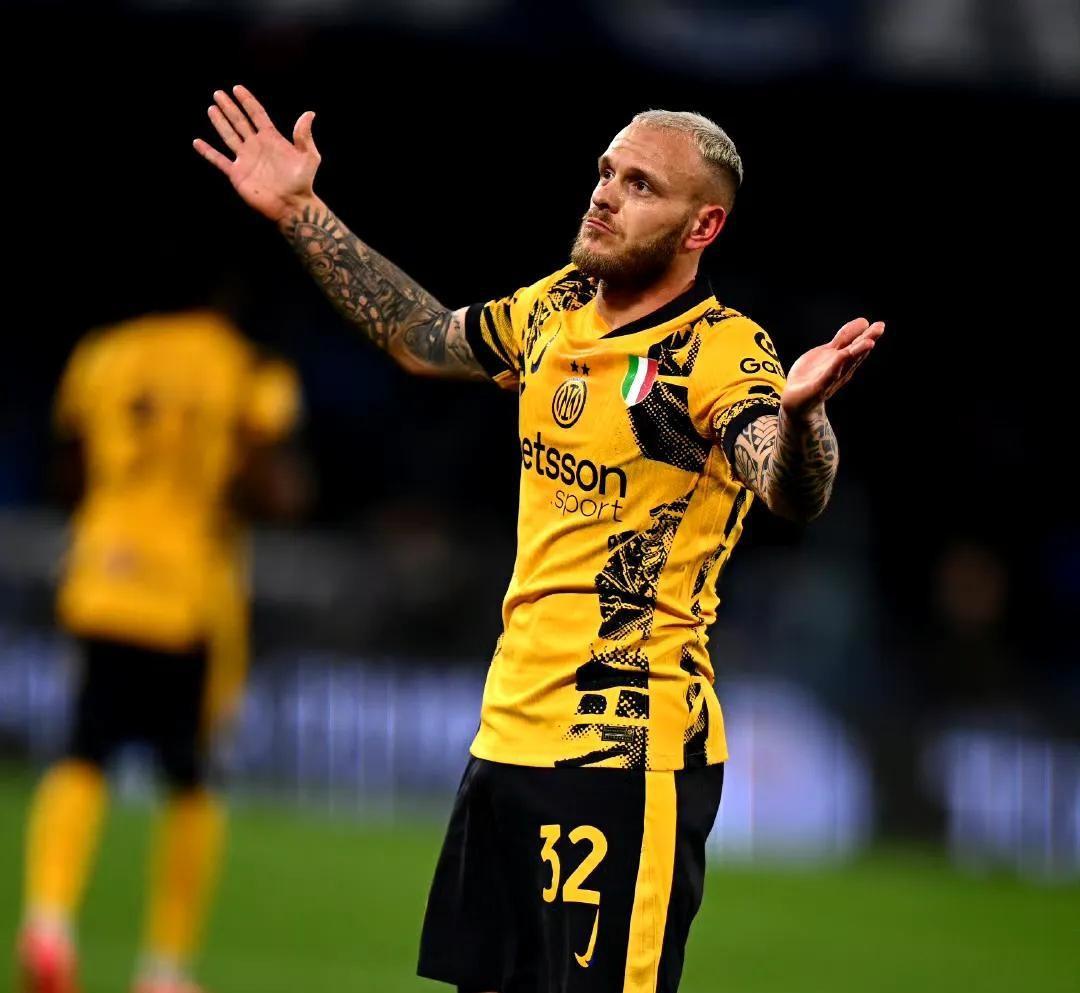 那不勒斯主场大胜亚特兰大，继续领跑积分榜的简单介绍